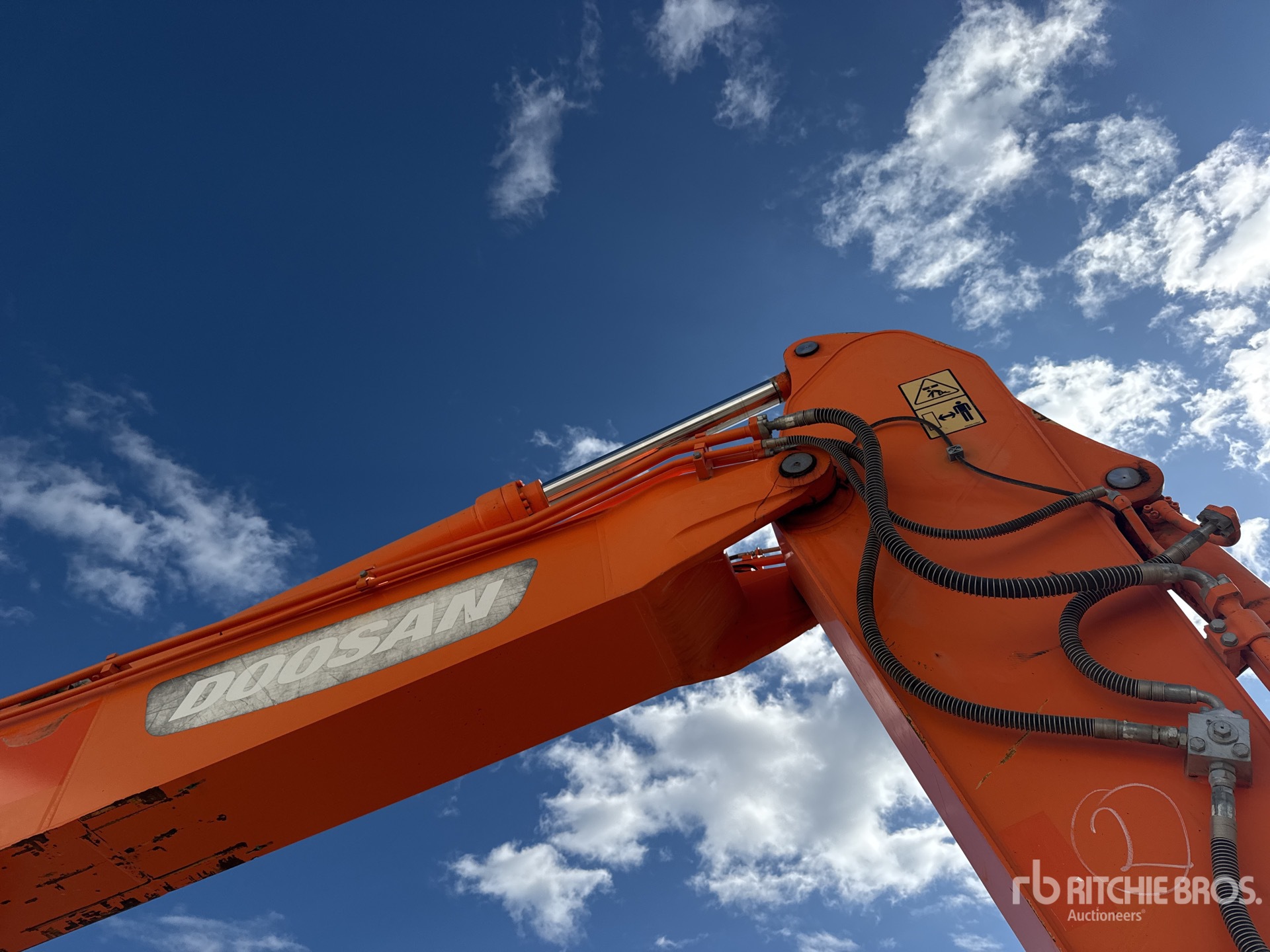 2016 Doosan DX225LC-3