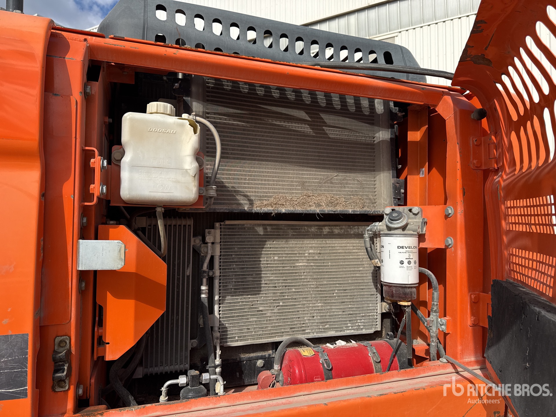 2016 Doosan DX225LC-3