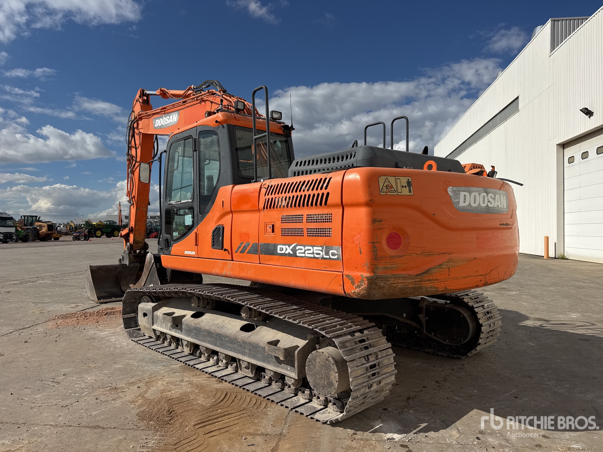 2016 Doosan DX225LC-3