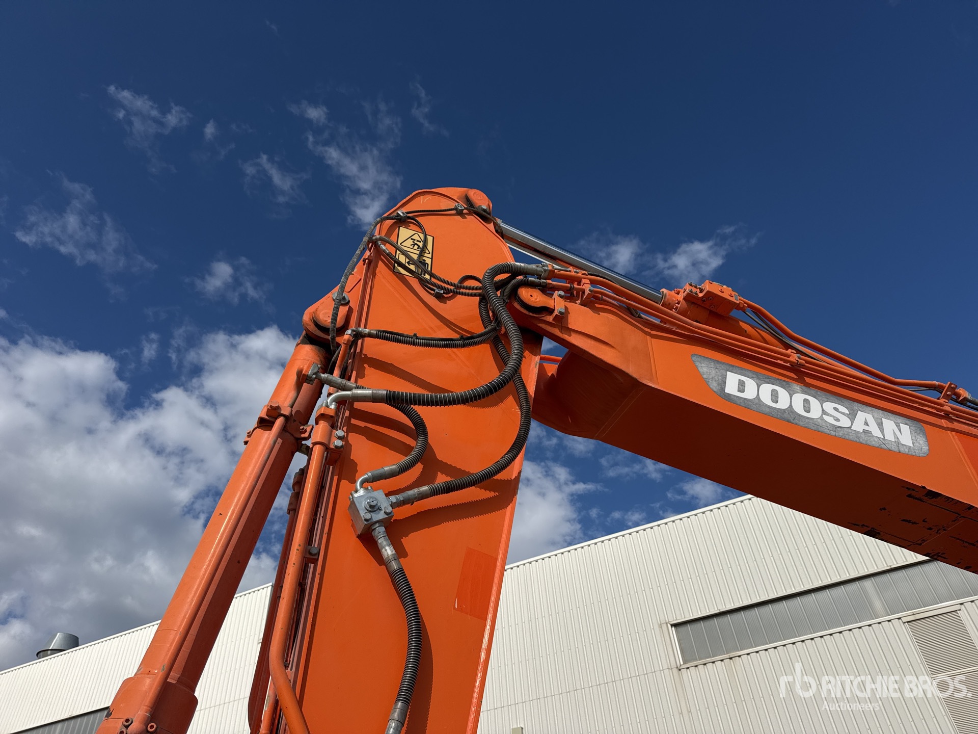 2016 Doosan DX225LC-3