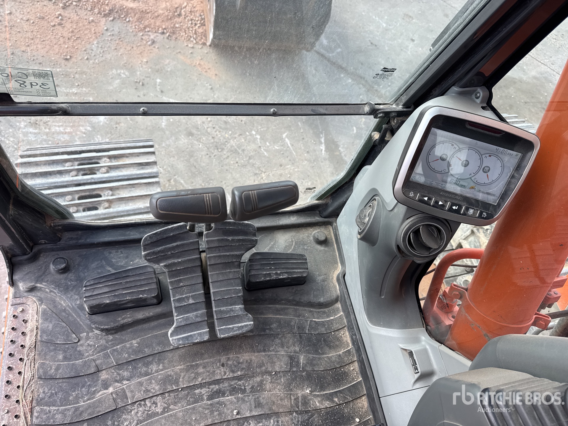 2016 Doosan DX225LC-3