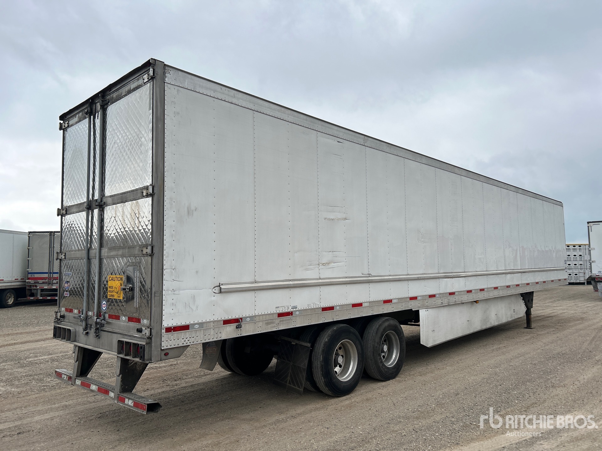 2020 Utility 3000R