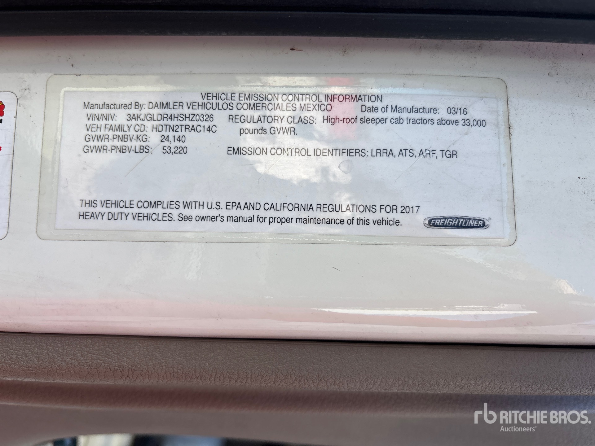 2017 Freightliner CASCADIA 125