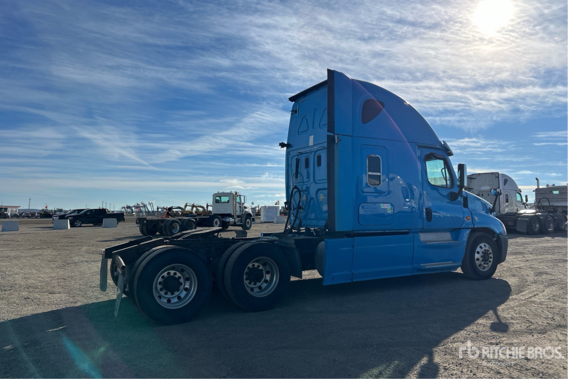 2015 Freightliner CASCADIA 125