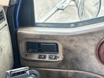 Cab with Window Controls