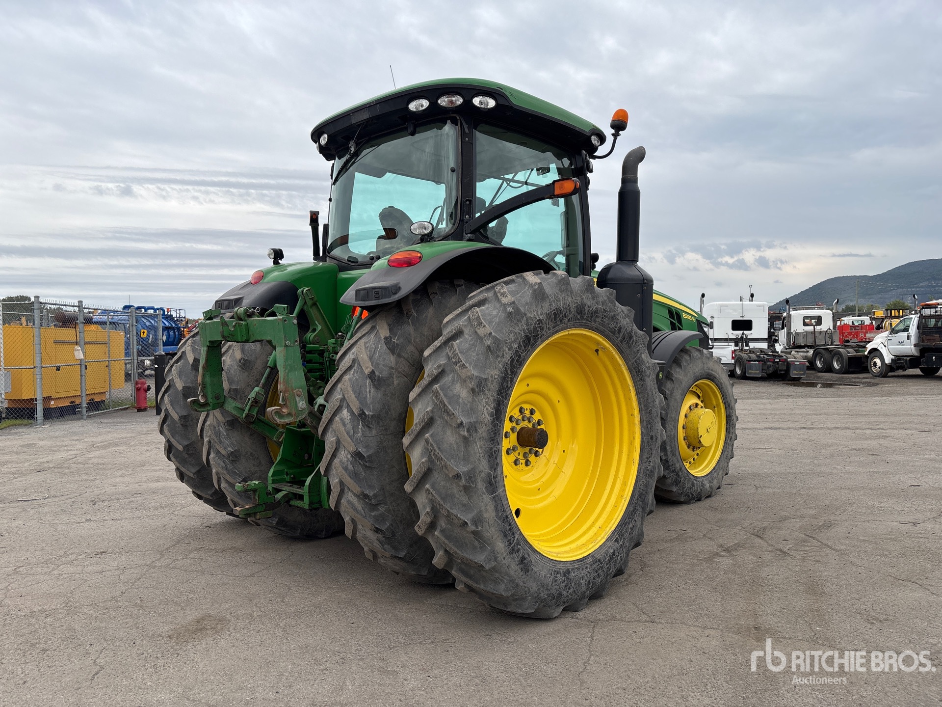 2012 John Deere 8285R