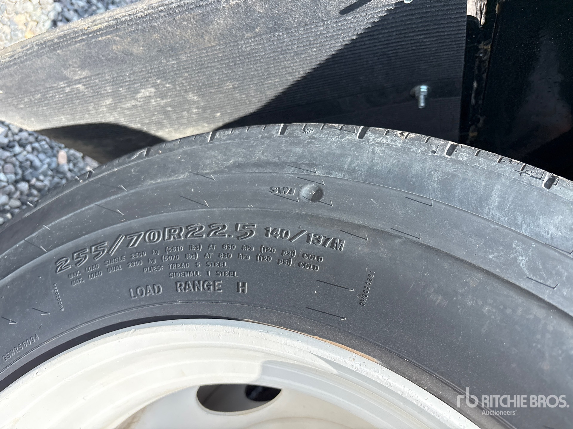 2015 Doosan 402DCB1CHFFBT