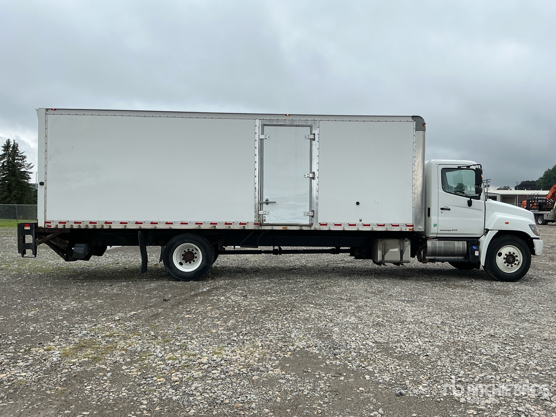 2016 Hino 268