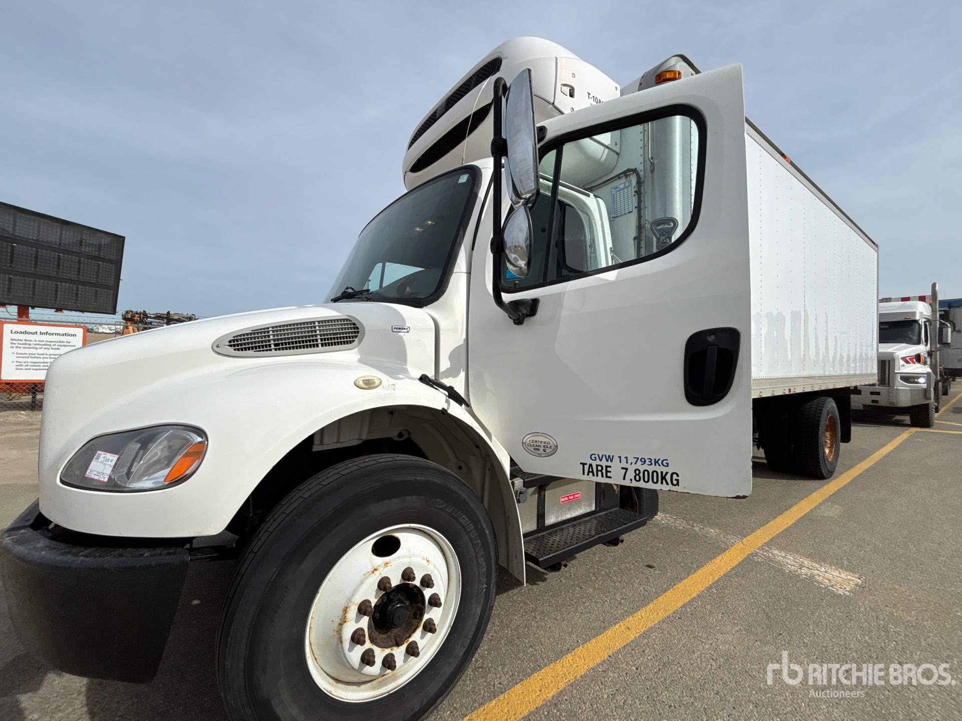 2016 Freightliner M2 106