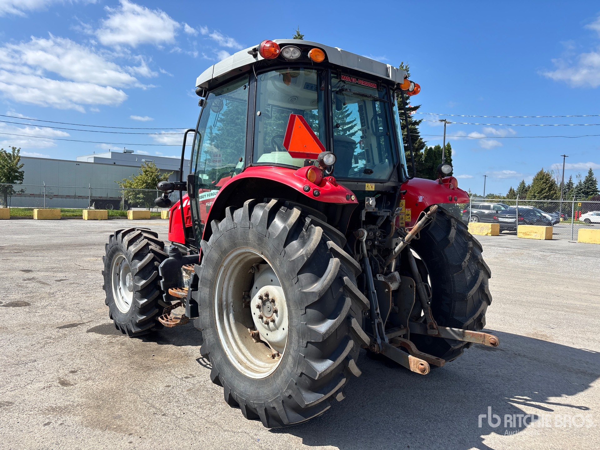 2014 Massey Ferguson 5610