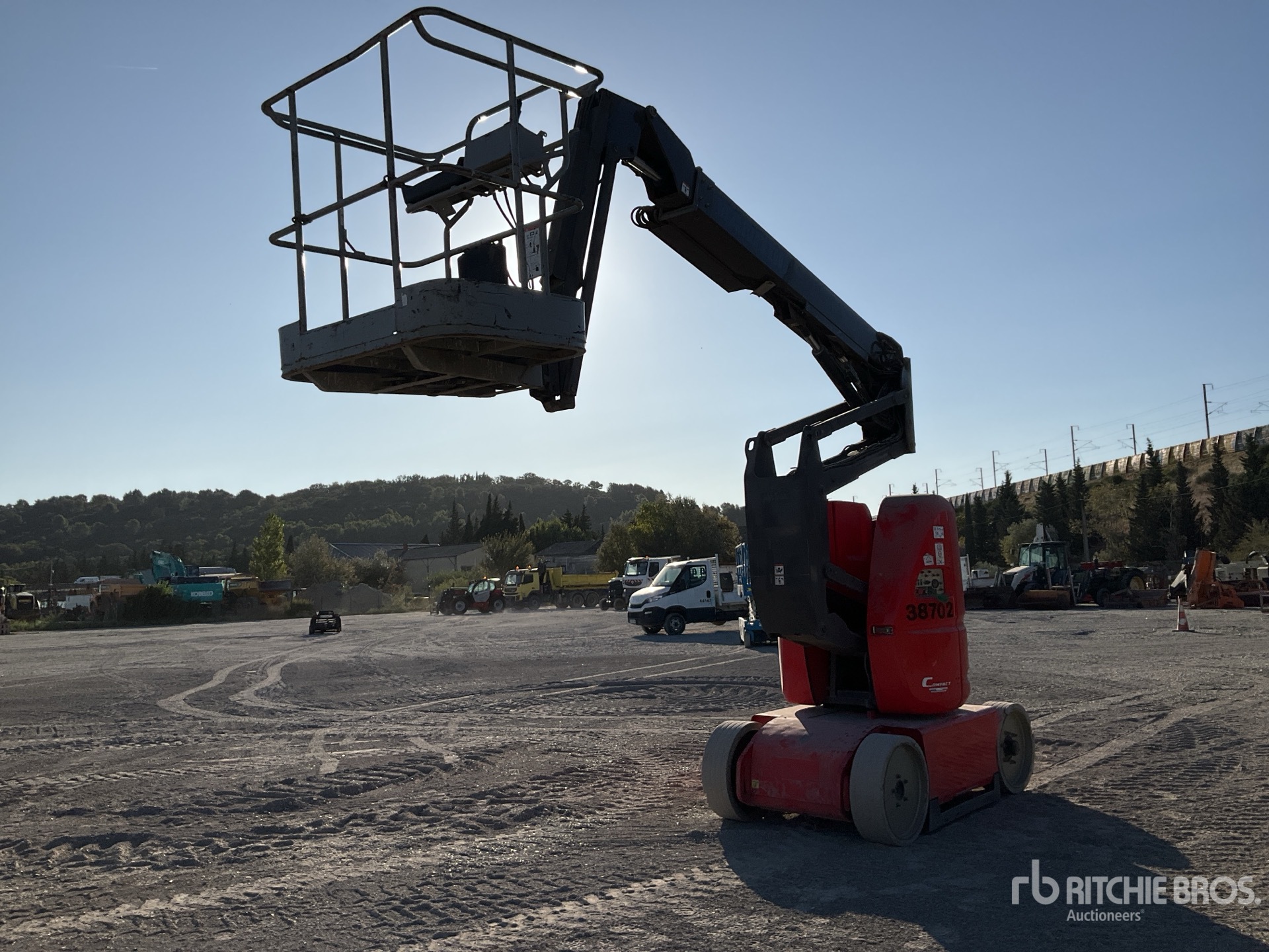 2017 Manitou 120AETJC