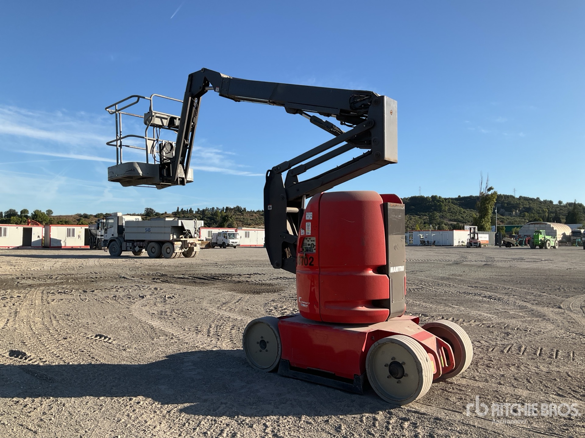 2017 Manitou 120AETJC