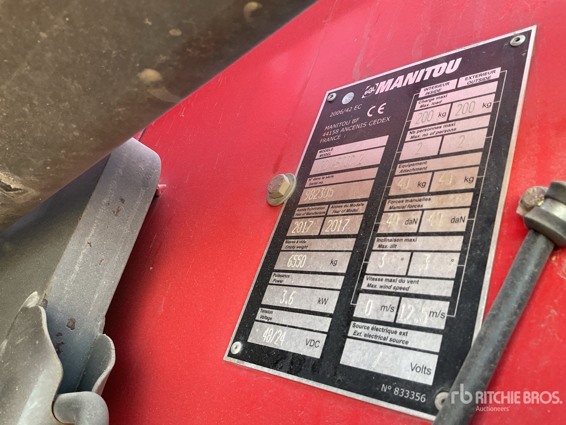 2017 Manitou 120AETJC