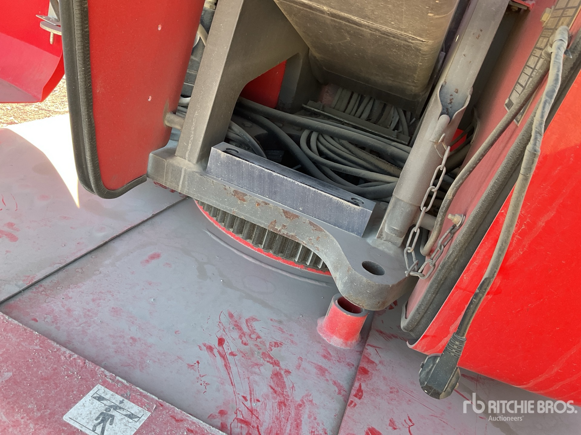 2017 Manitou 120AETJC