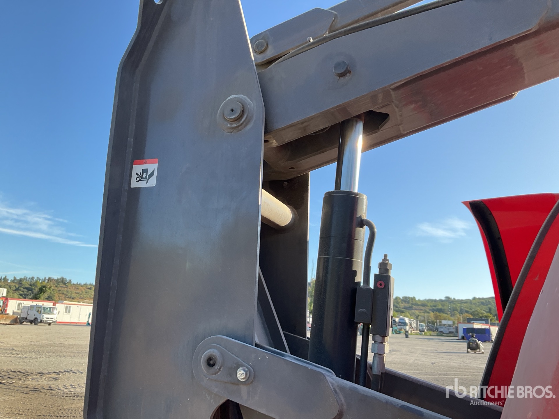 2017 Manitou 120AETJC