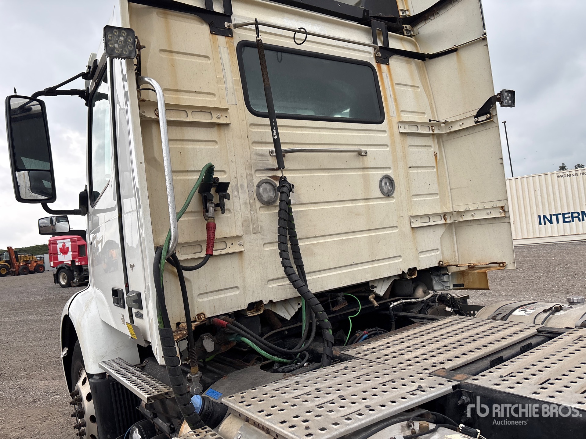 2020 Volvo VNR