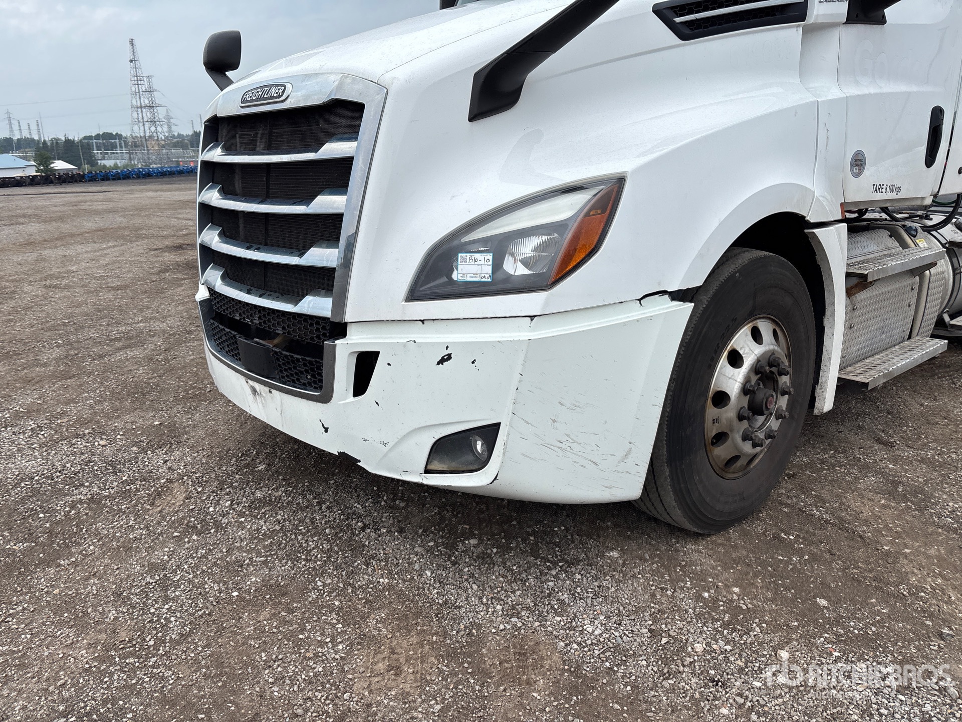 2020 Freightliner CASCADIA 126
