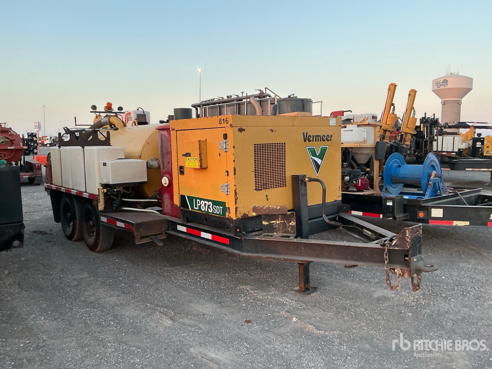 2017 Vermeer LP873SDT