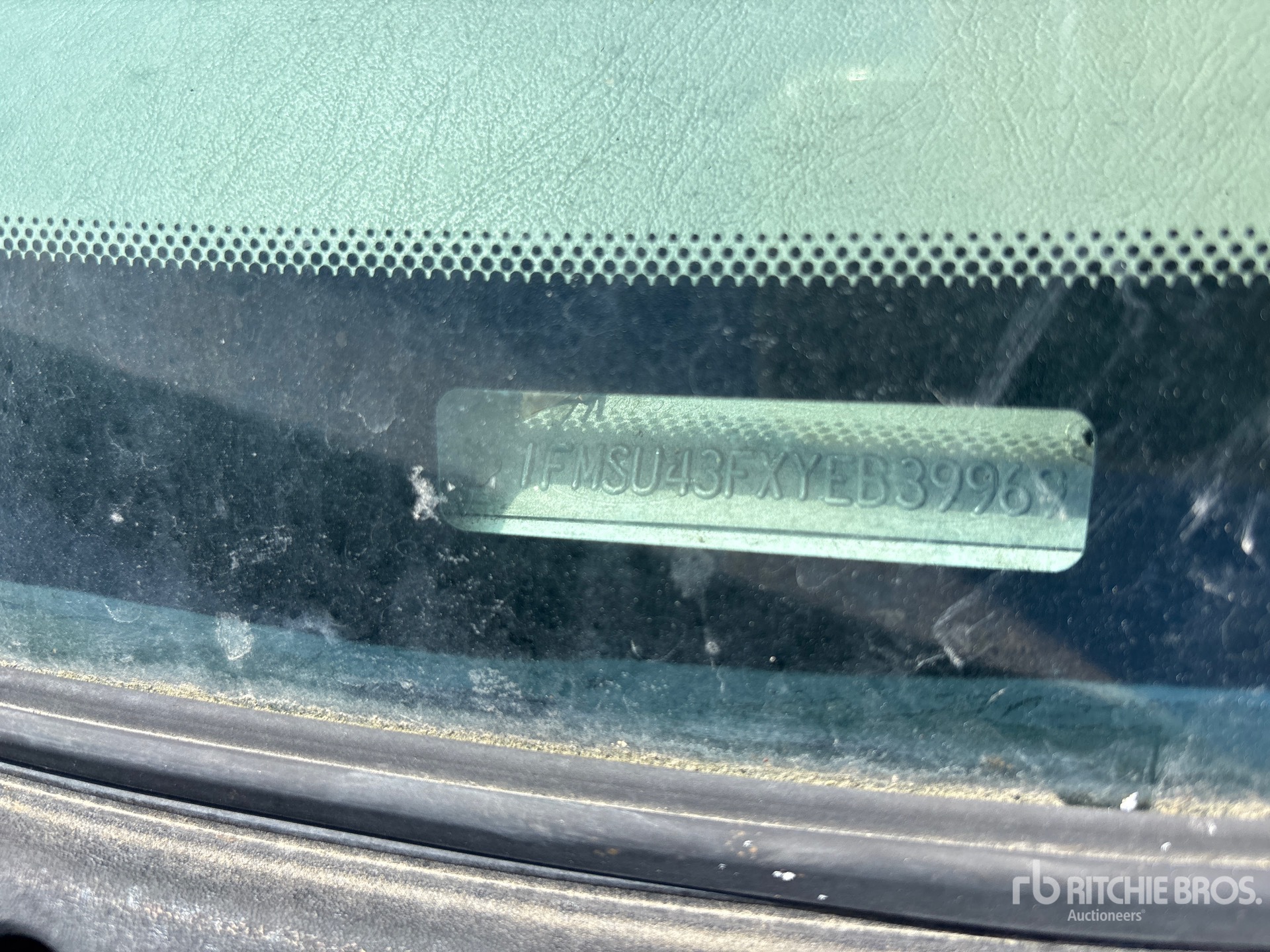 2000 Ford Excursion
