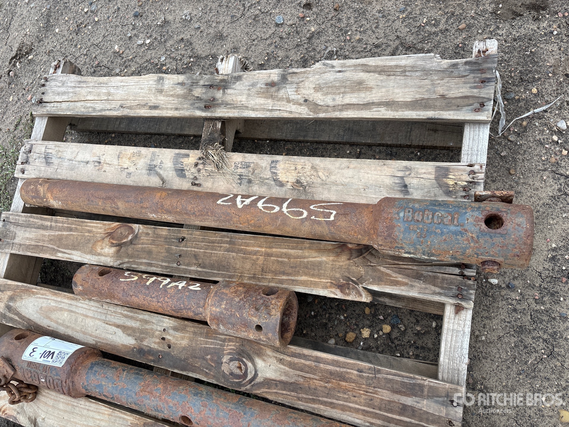 Bobcat Quantity of (3) Bit Extentions