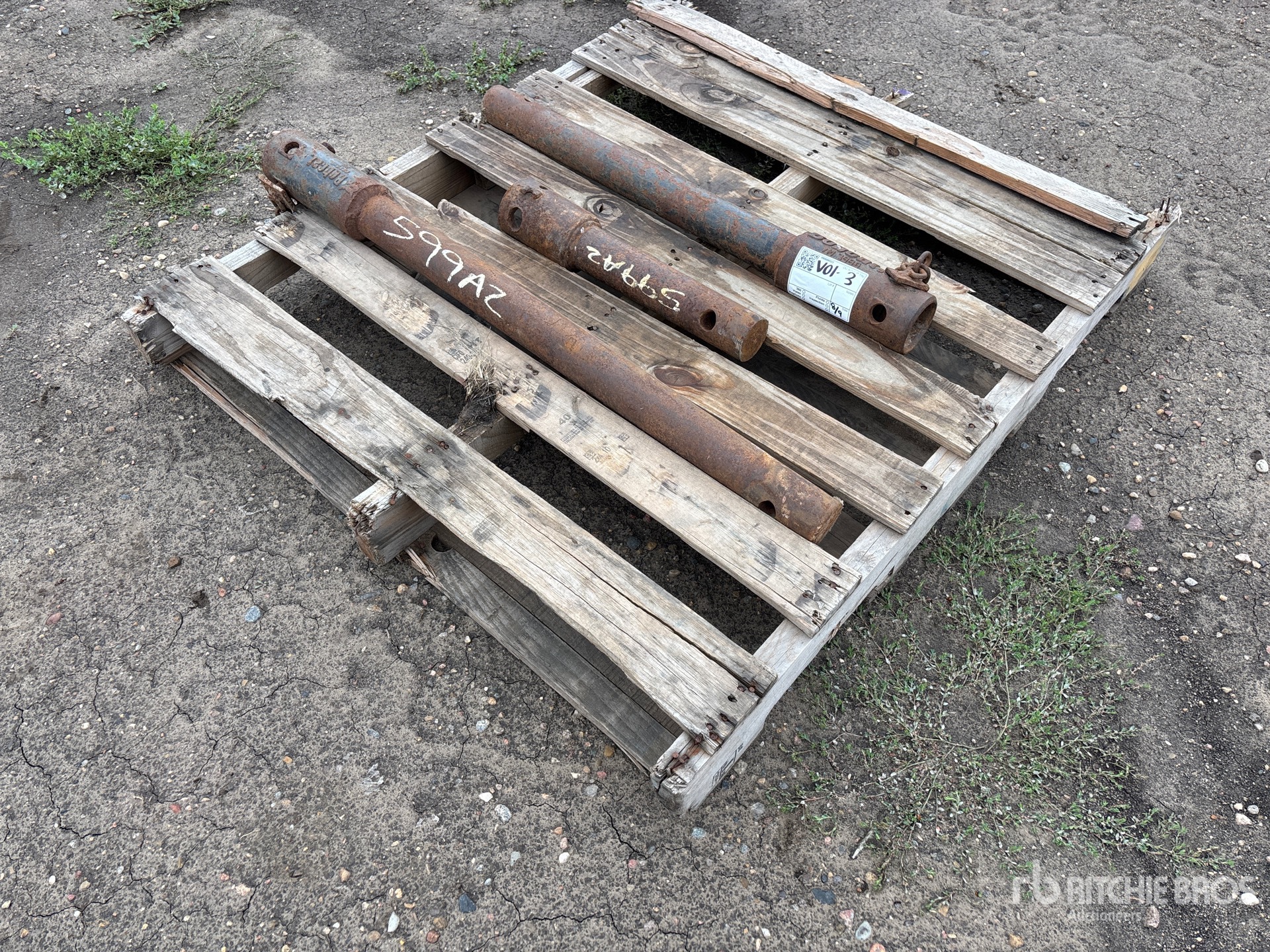  Bobcat Quantity of (3) Bit Extentions