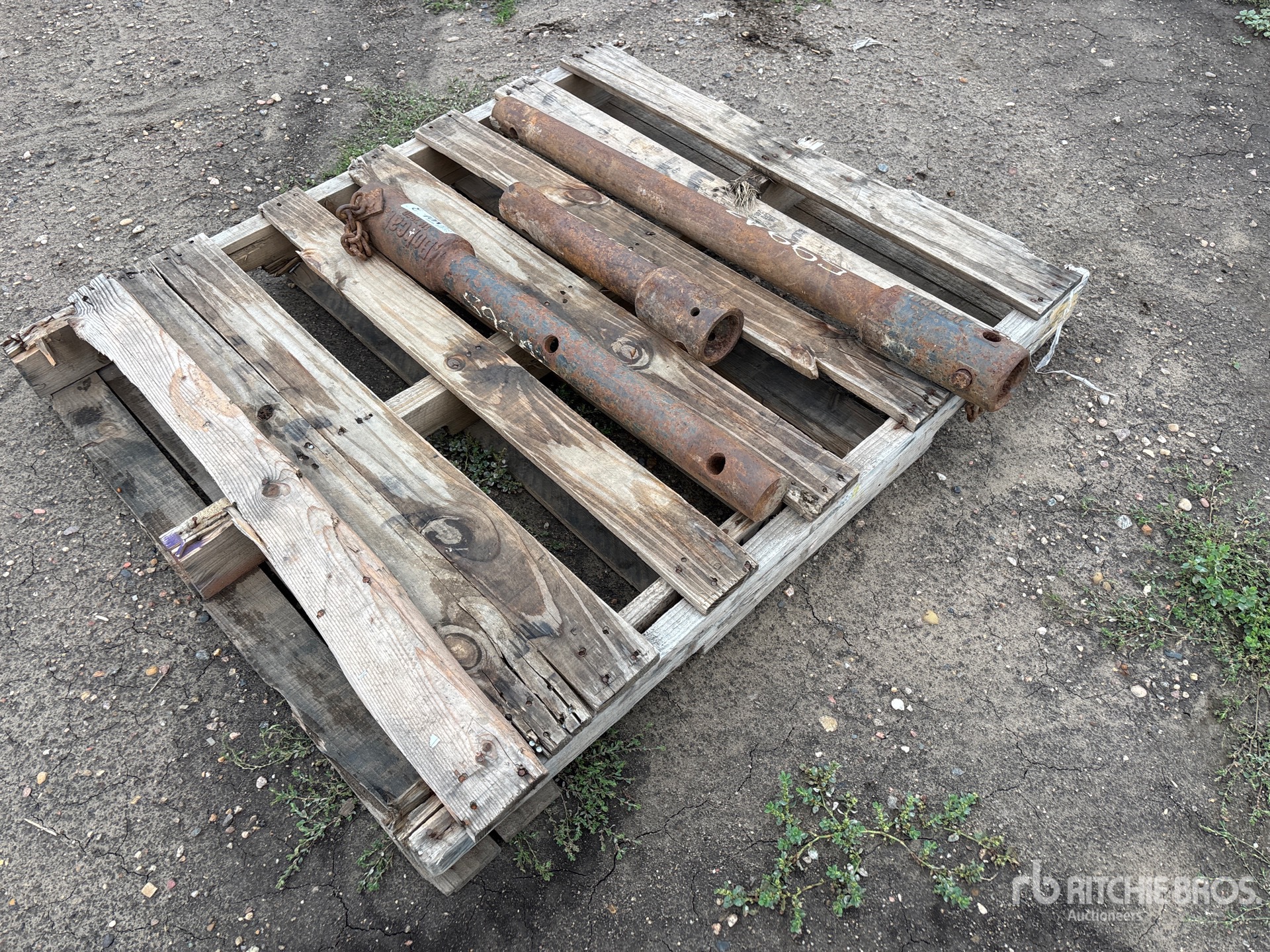 Bobcat Quantity of (3) Bit Extentions