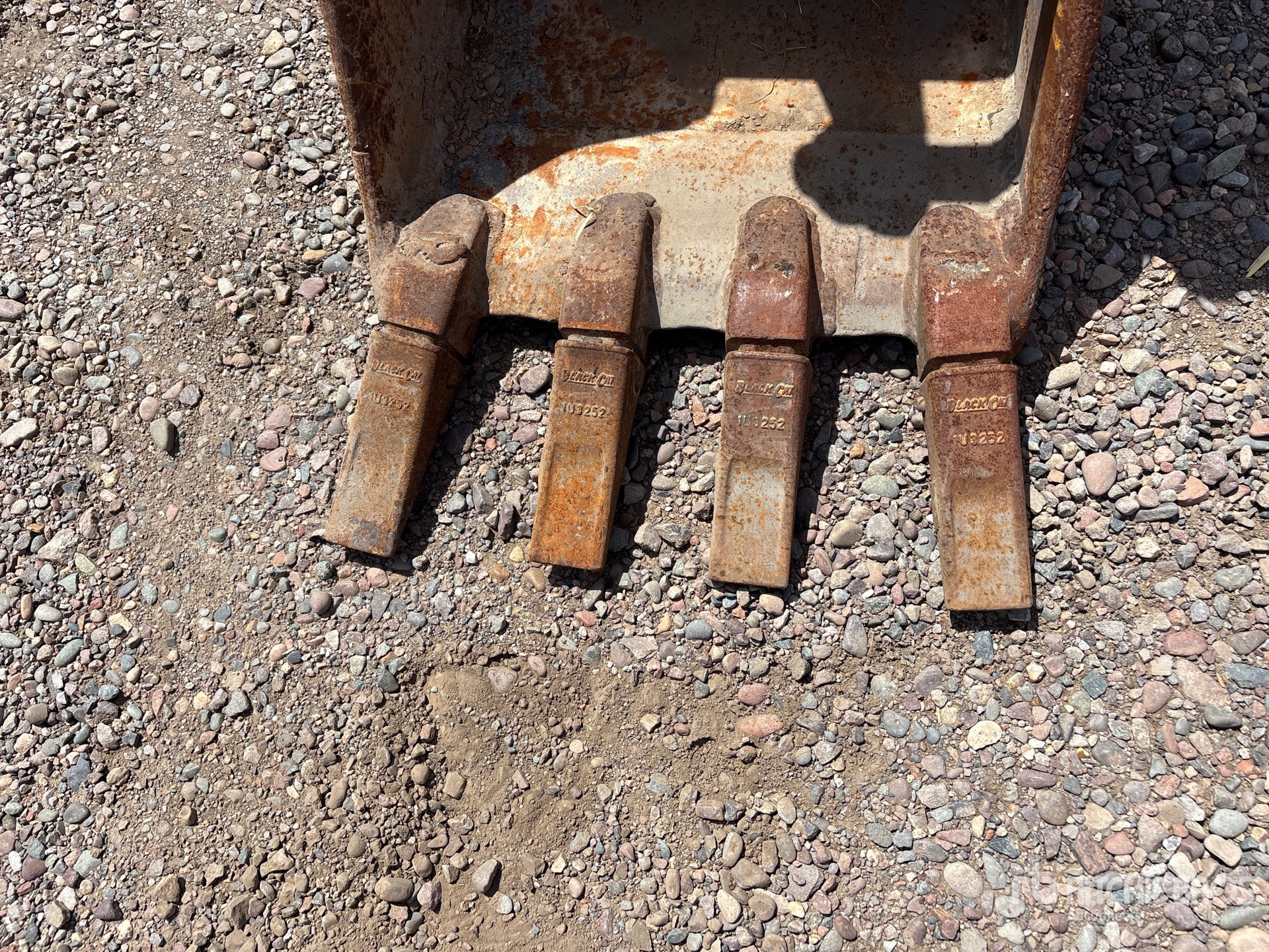 C & P 24 in Q/C - Fits John Deere 710