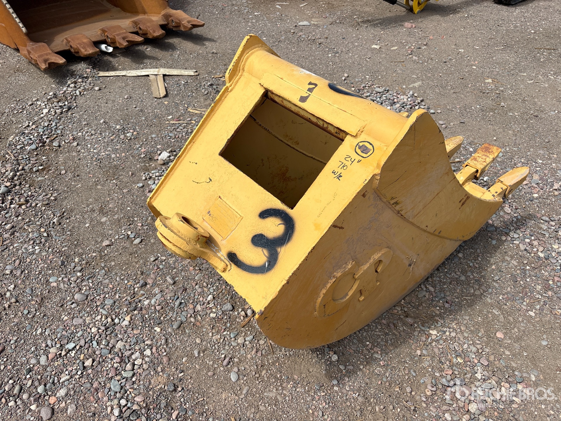 C & P 24 in Q/C - Fits John Deere 710J