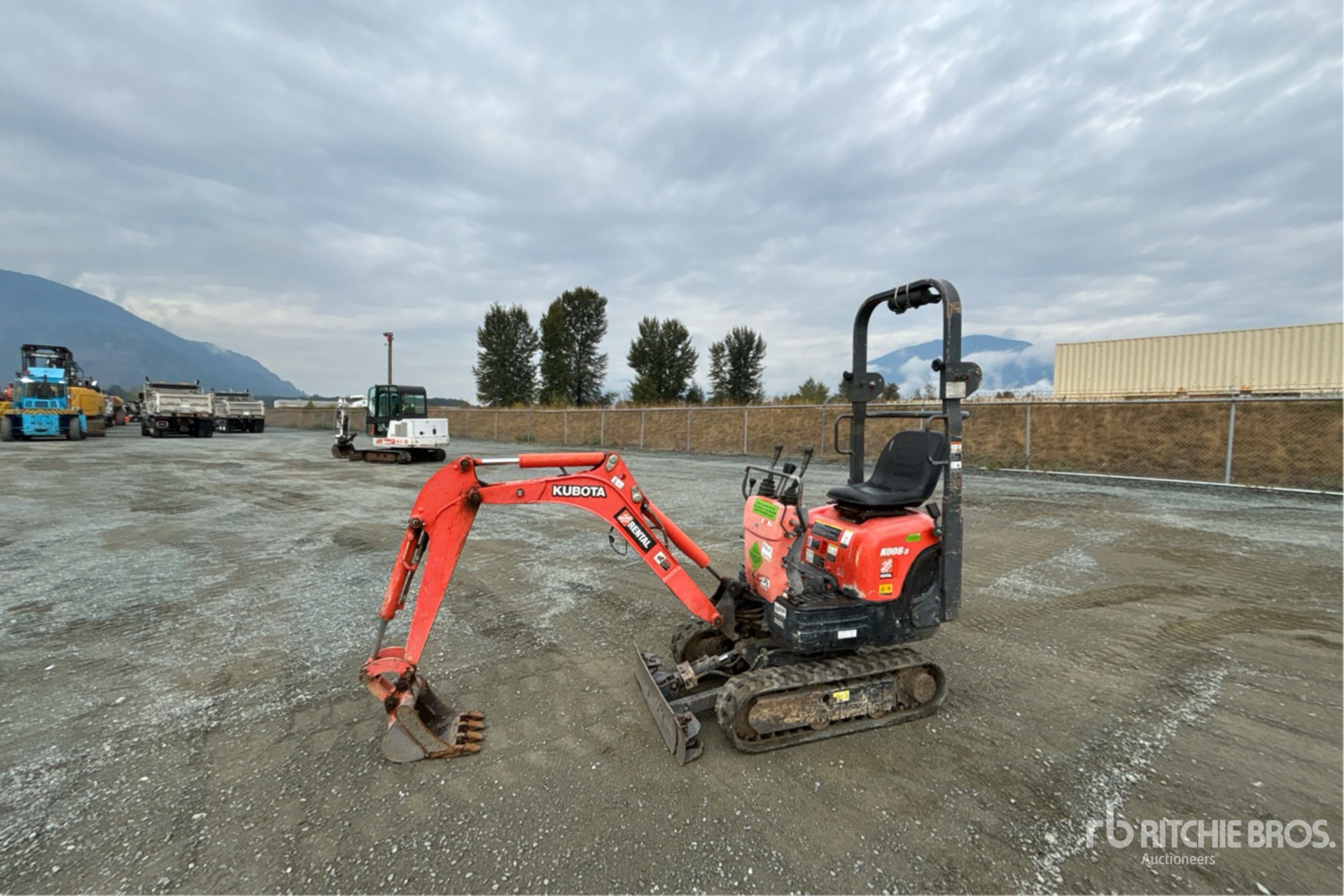 2018 Kubota K008-3