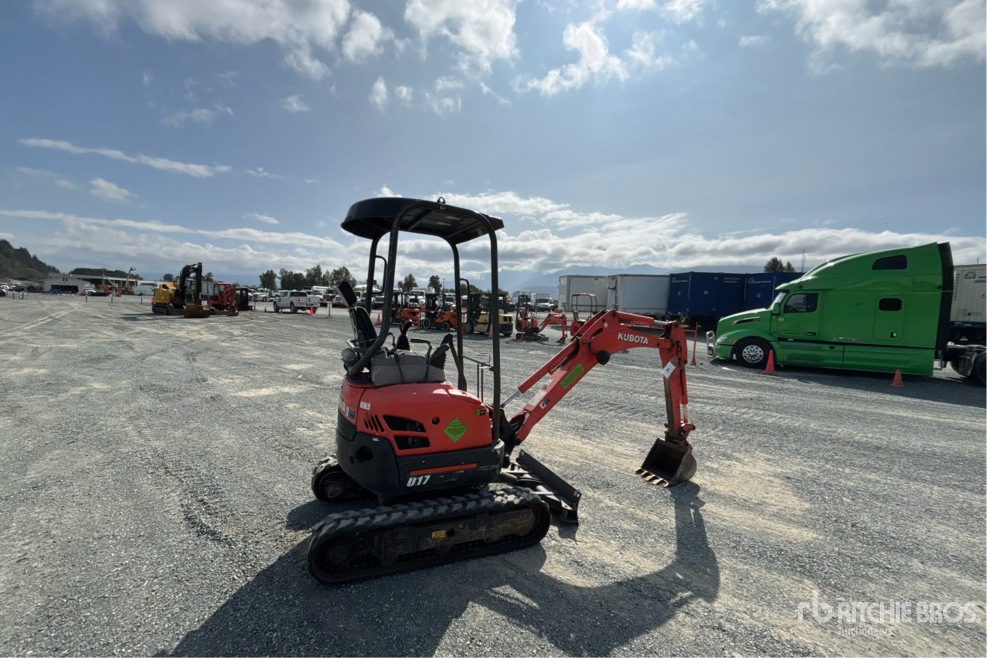 2019 Kubota U17VR1