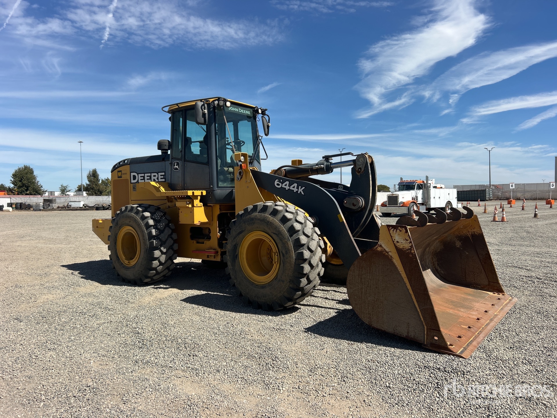 2016 John Deere 644 K