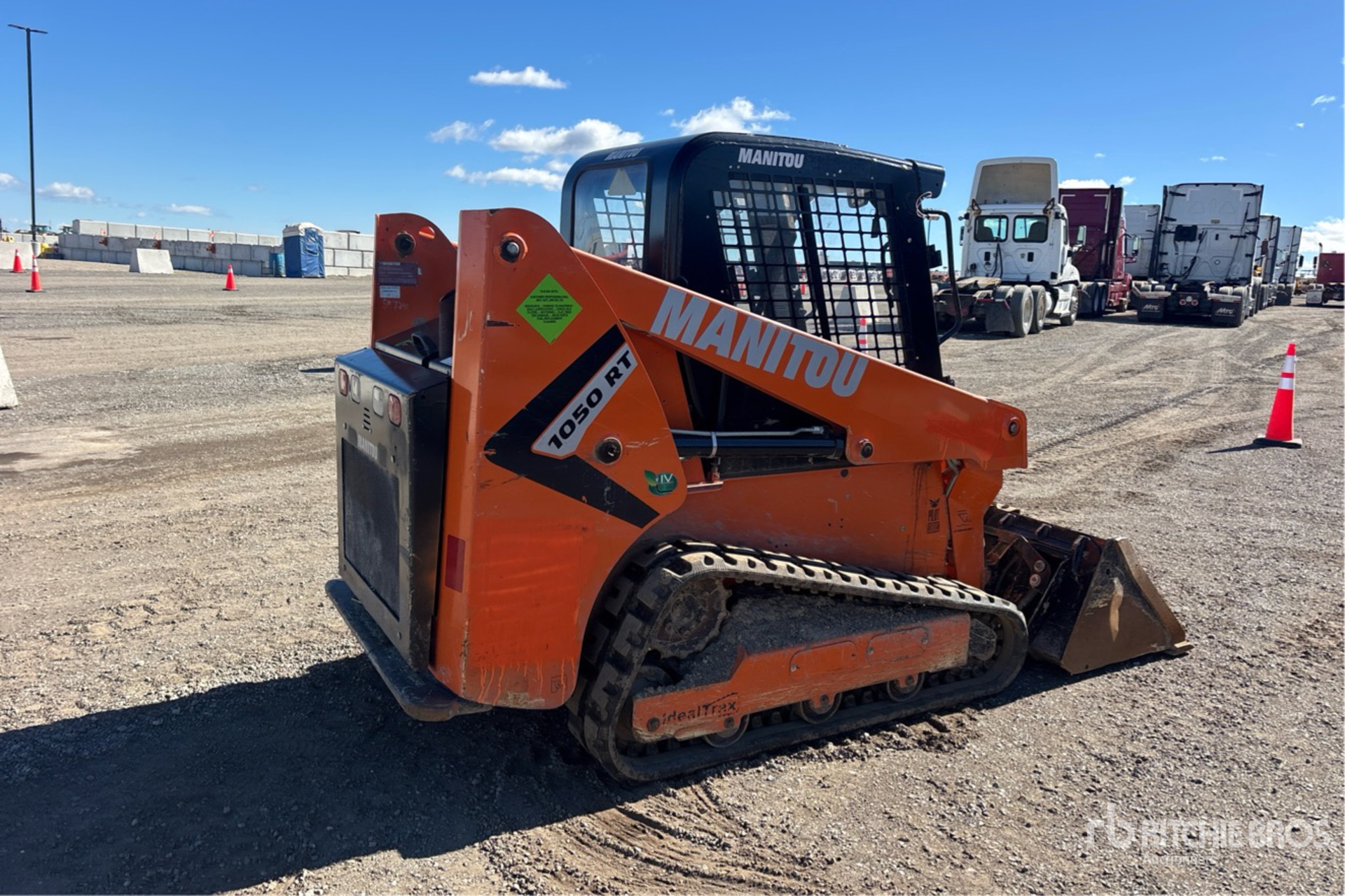2022 Manitou 1050RT