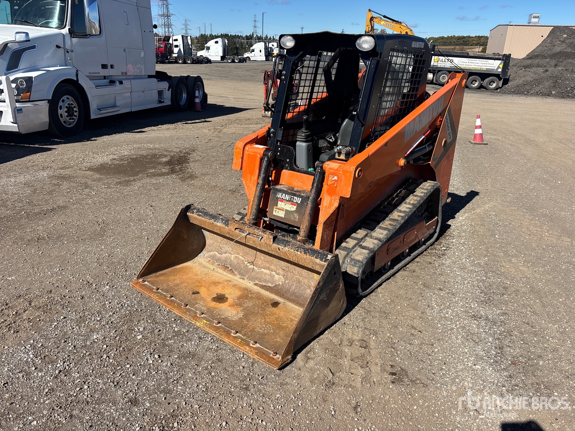 2022 Manitou 1050RT