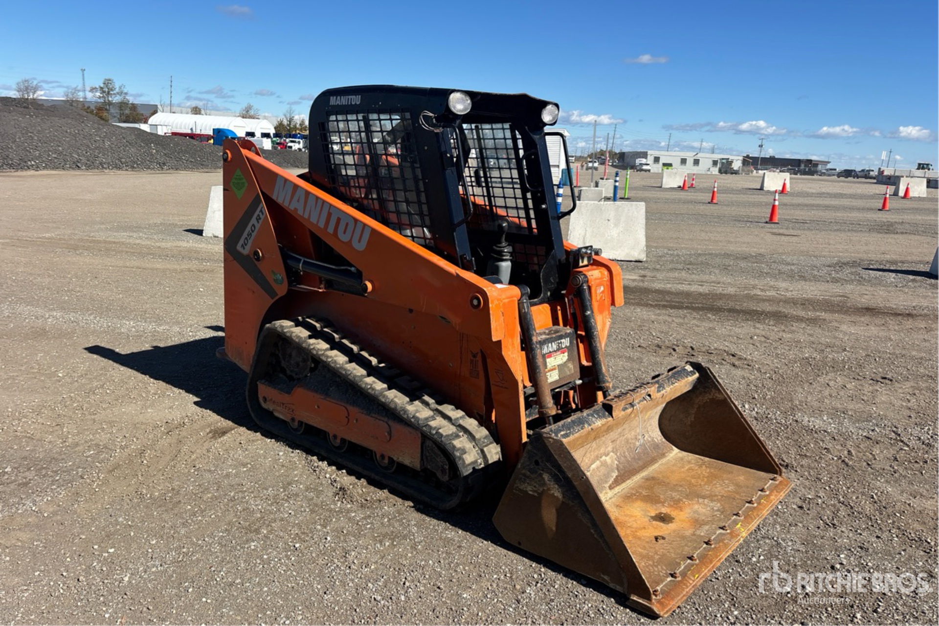 2022 Manitou 1050RT