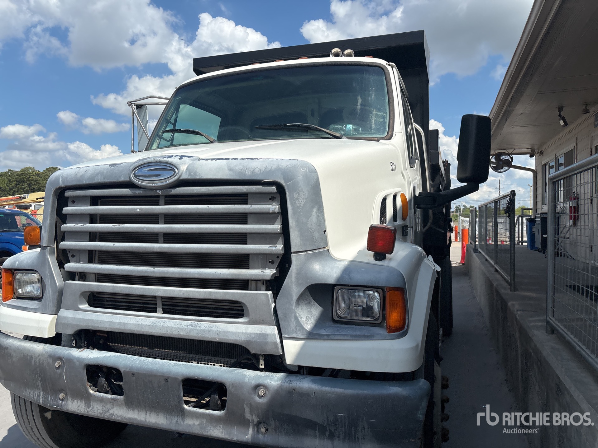 2009 Sterling L7500