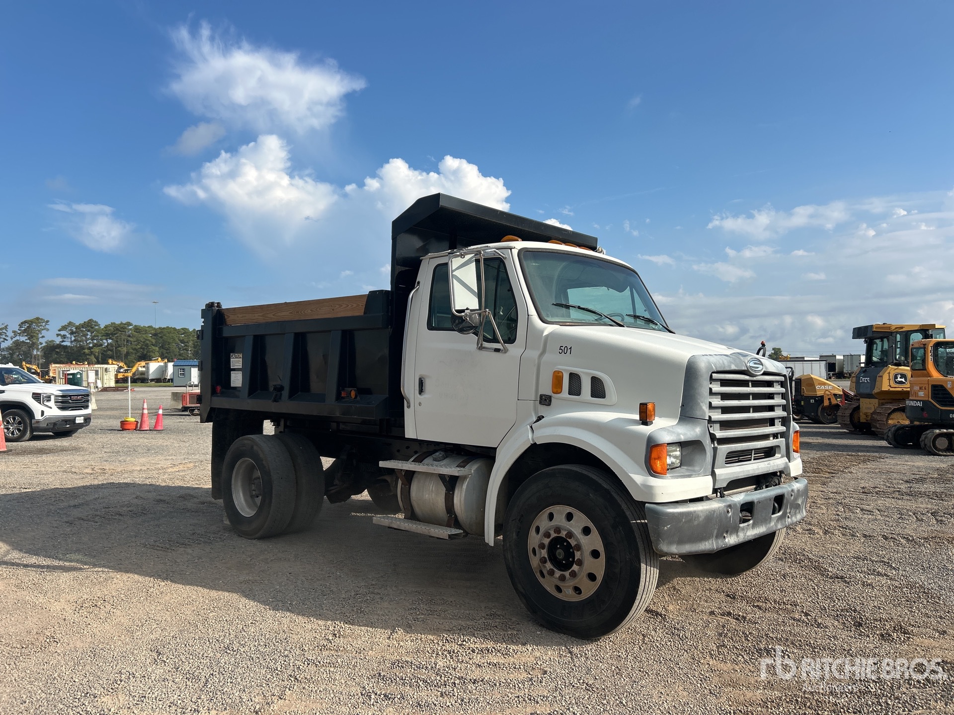 2009 Sterling L7500