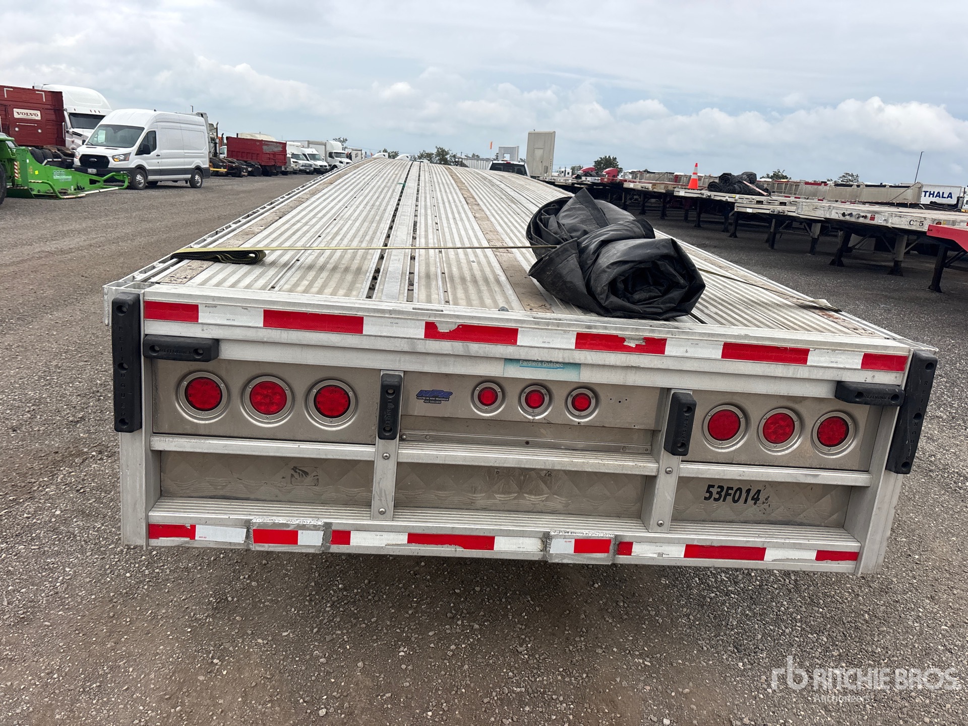 2015 Reitnouer 53ft T/A