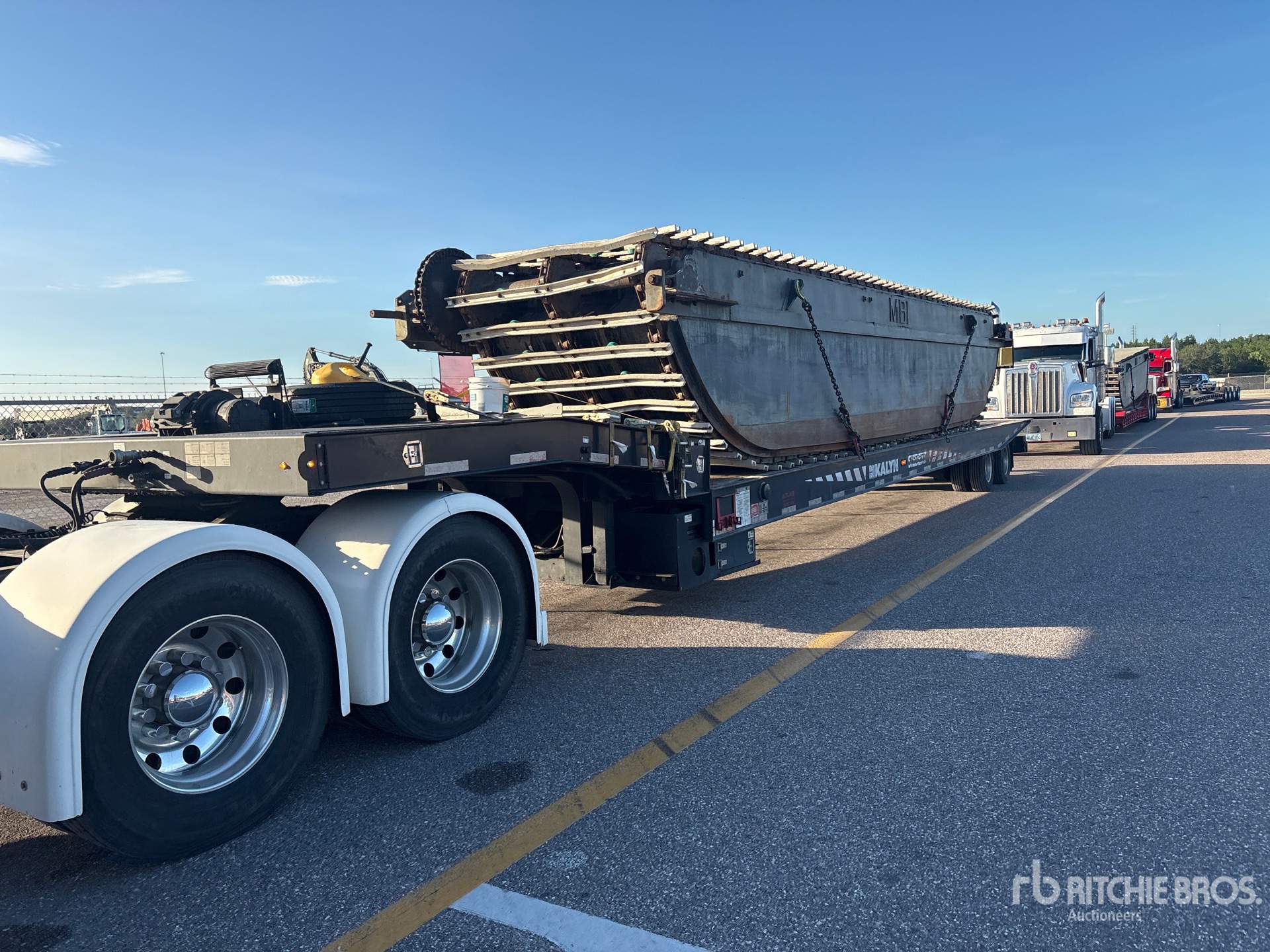 2005 Caterpillar 325C L