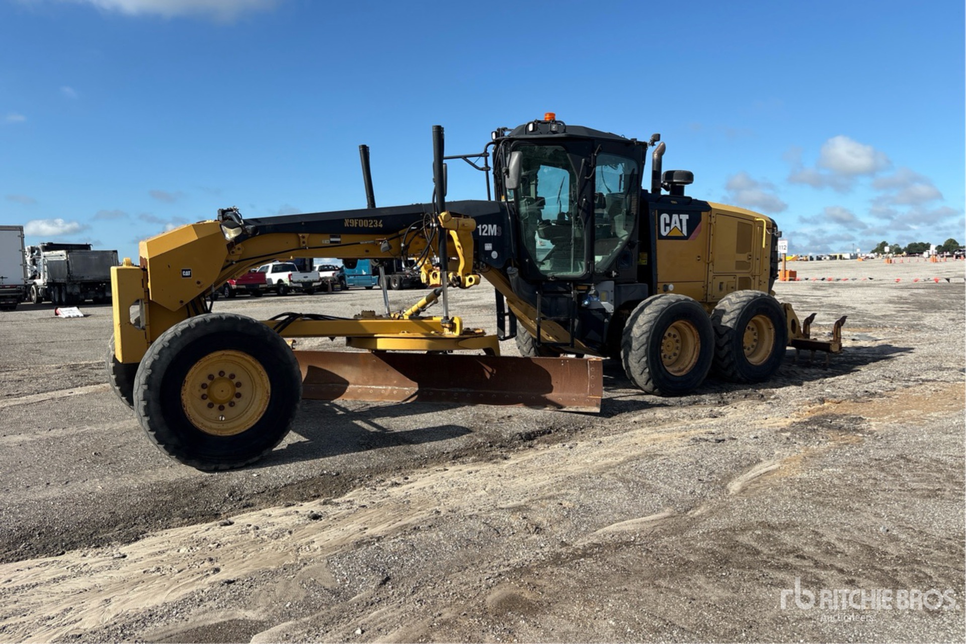 2015 Caterpillar 12M3