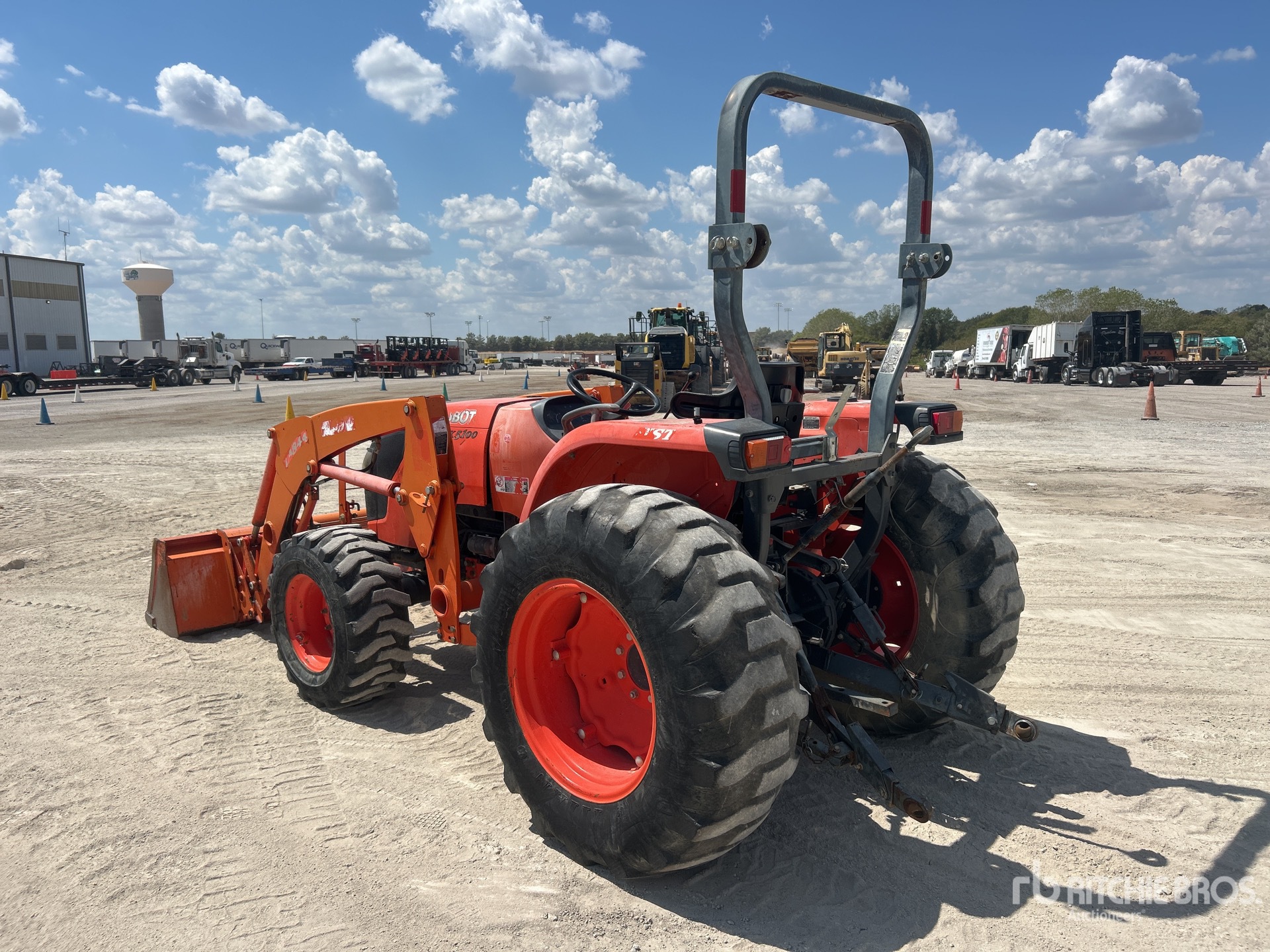 2014 Kubota MX5100D