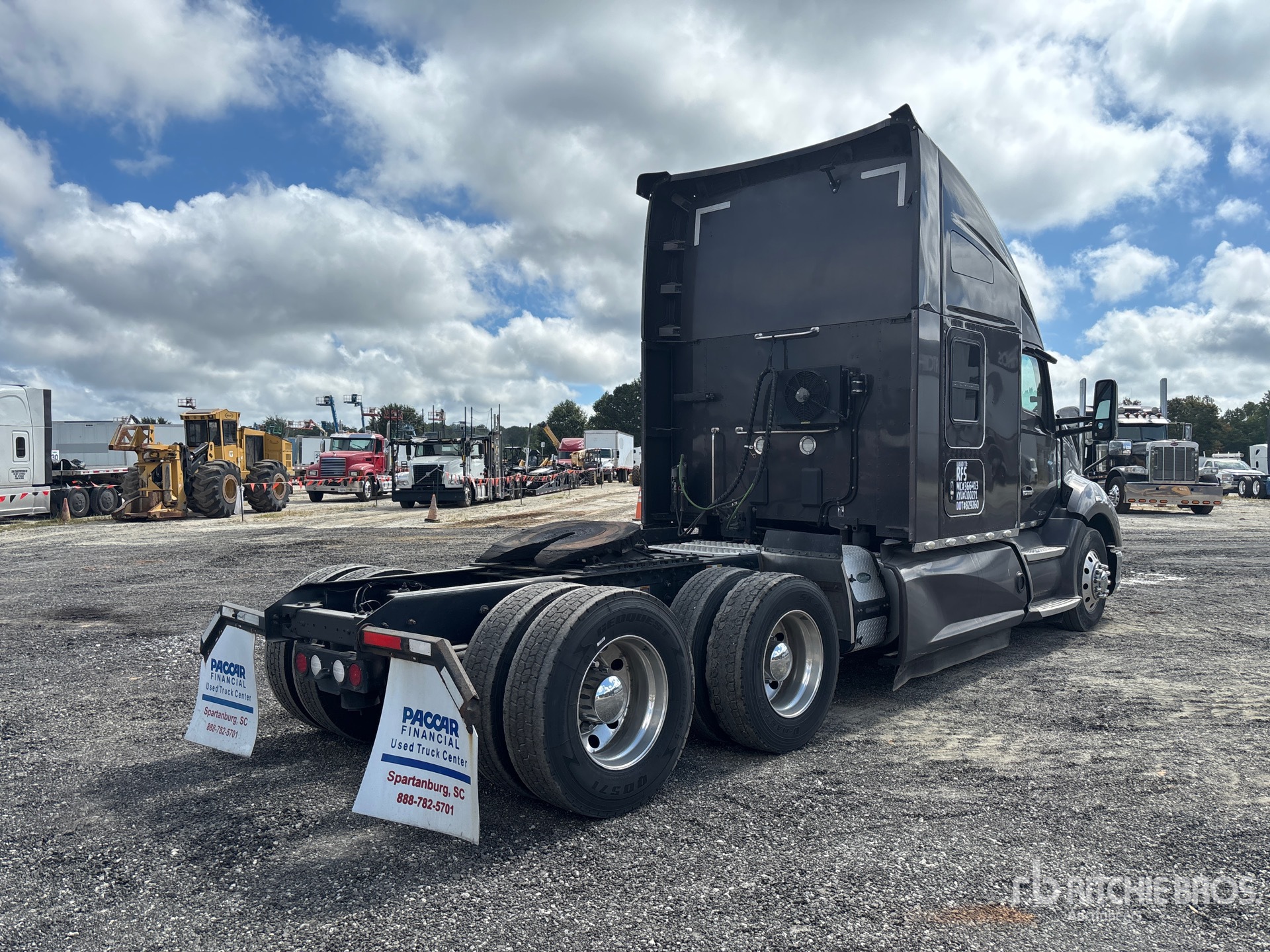2022 Kenworth T680
