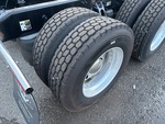 4 Underbody - Truck with Right Rear Drive Tires