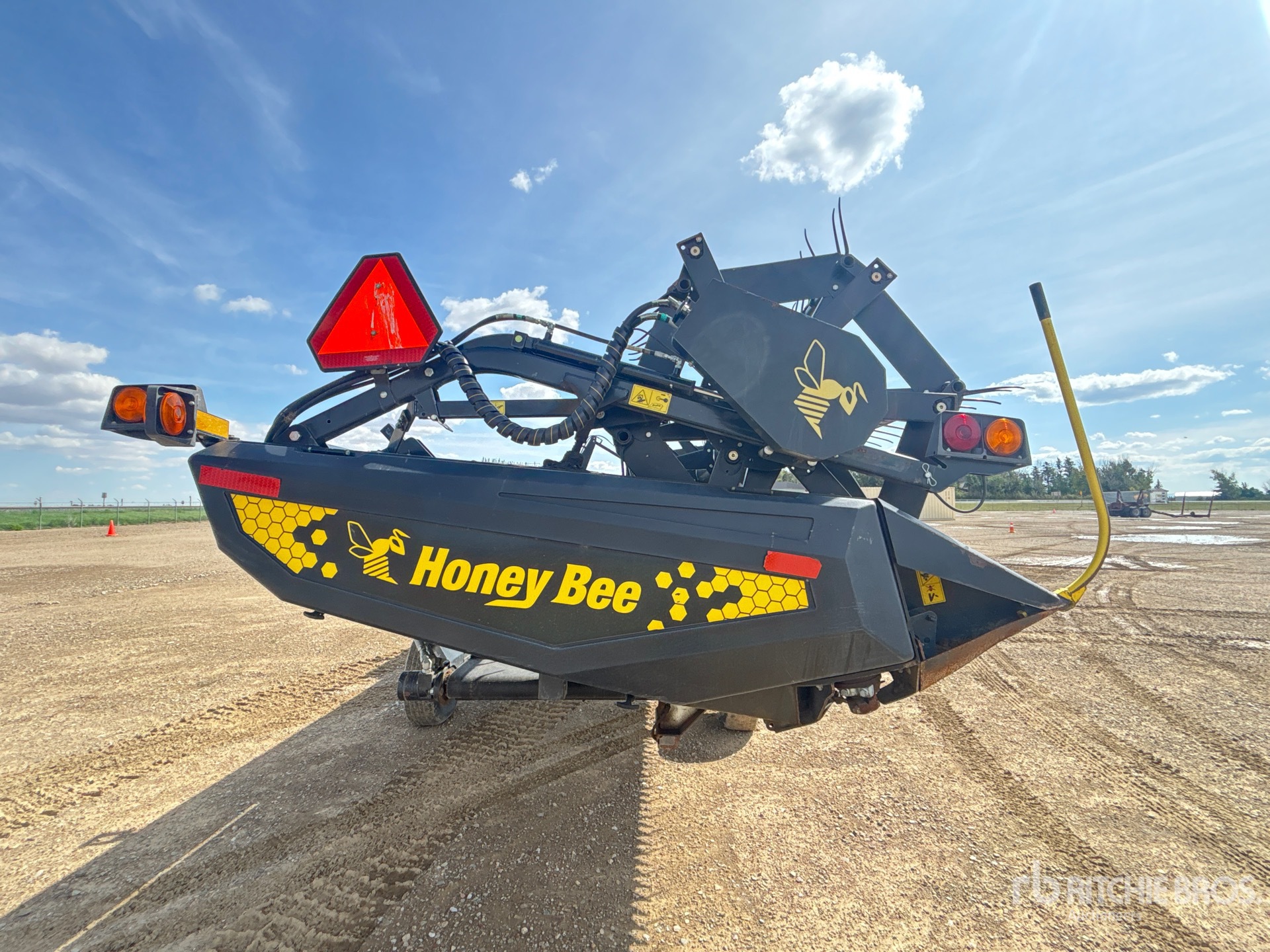 2014 Honey Bee 4040