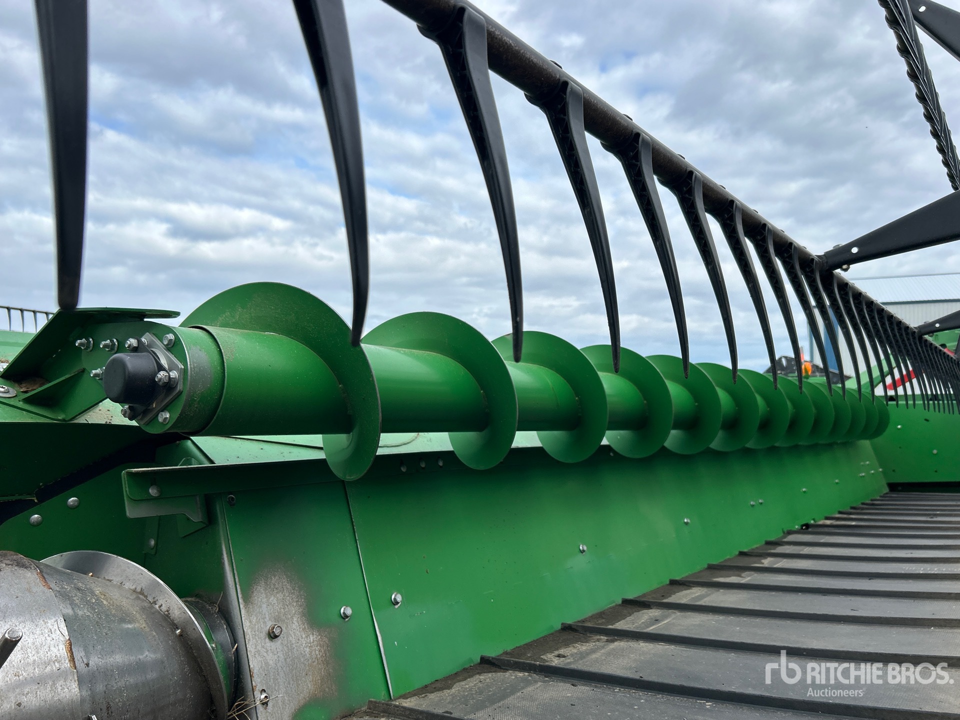 2017 John Deere 640FD
