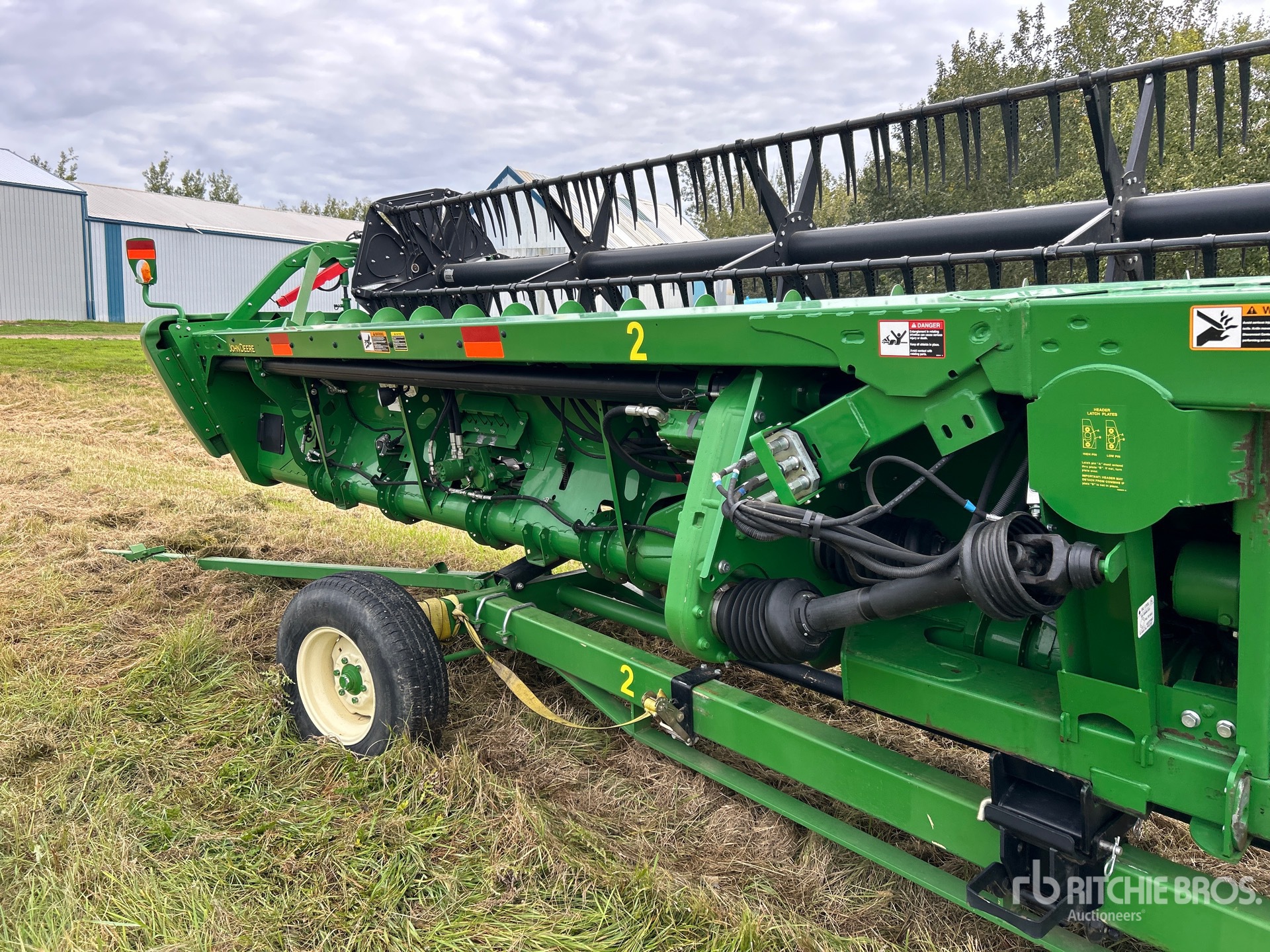 2017 John Deere 640FD