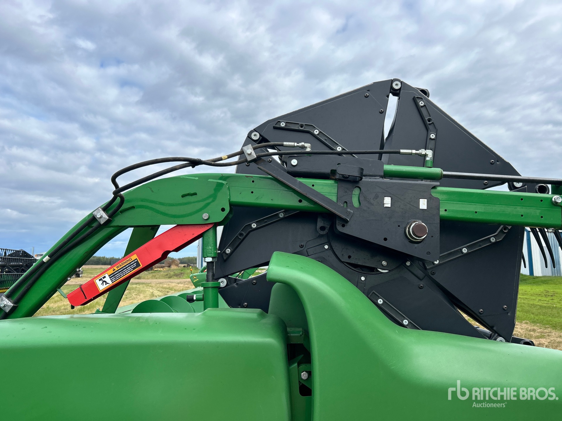 2017 John Deere 640FD