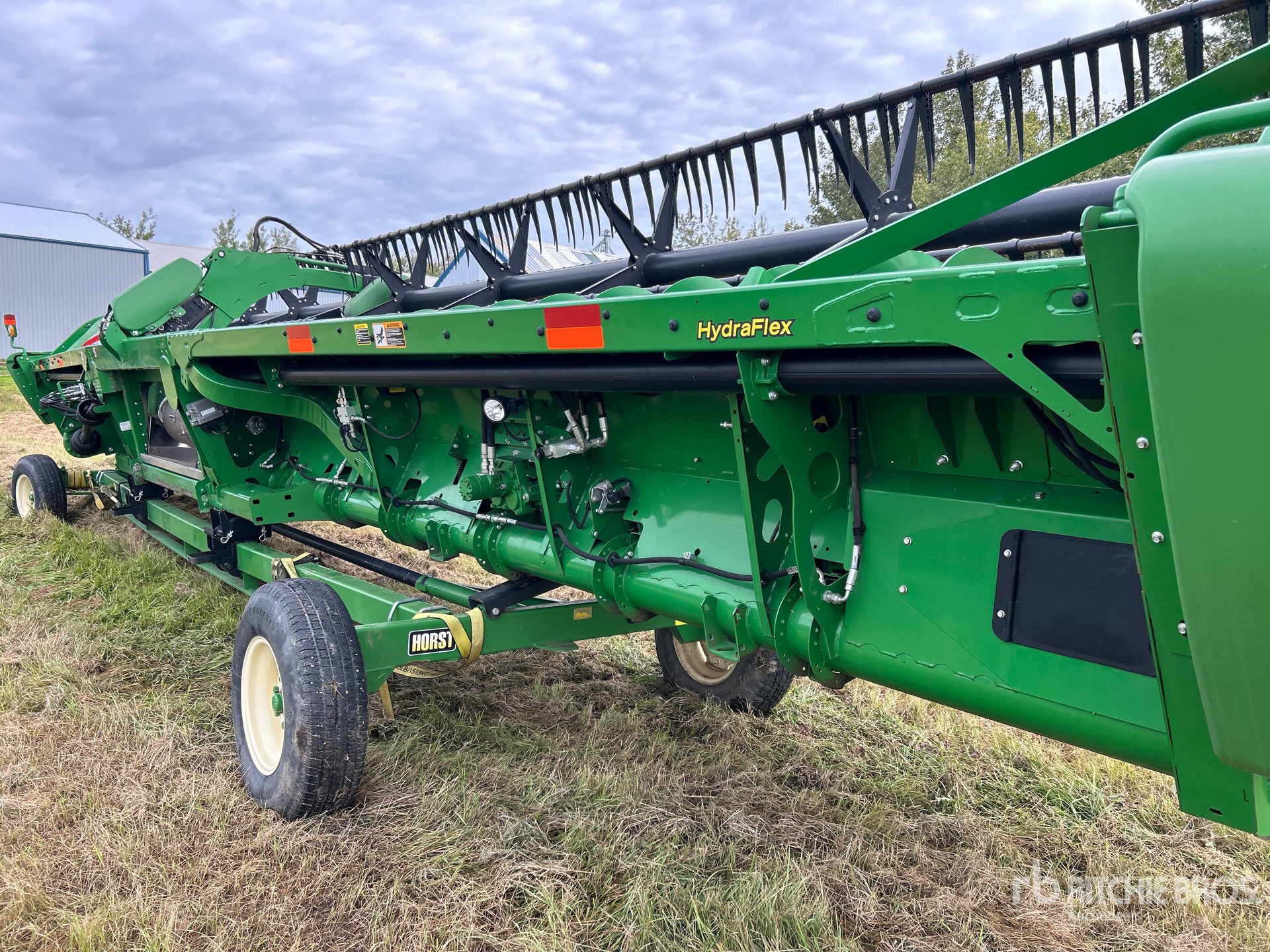 2017 John Deere 640FD
