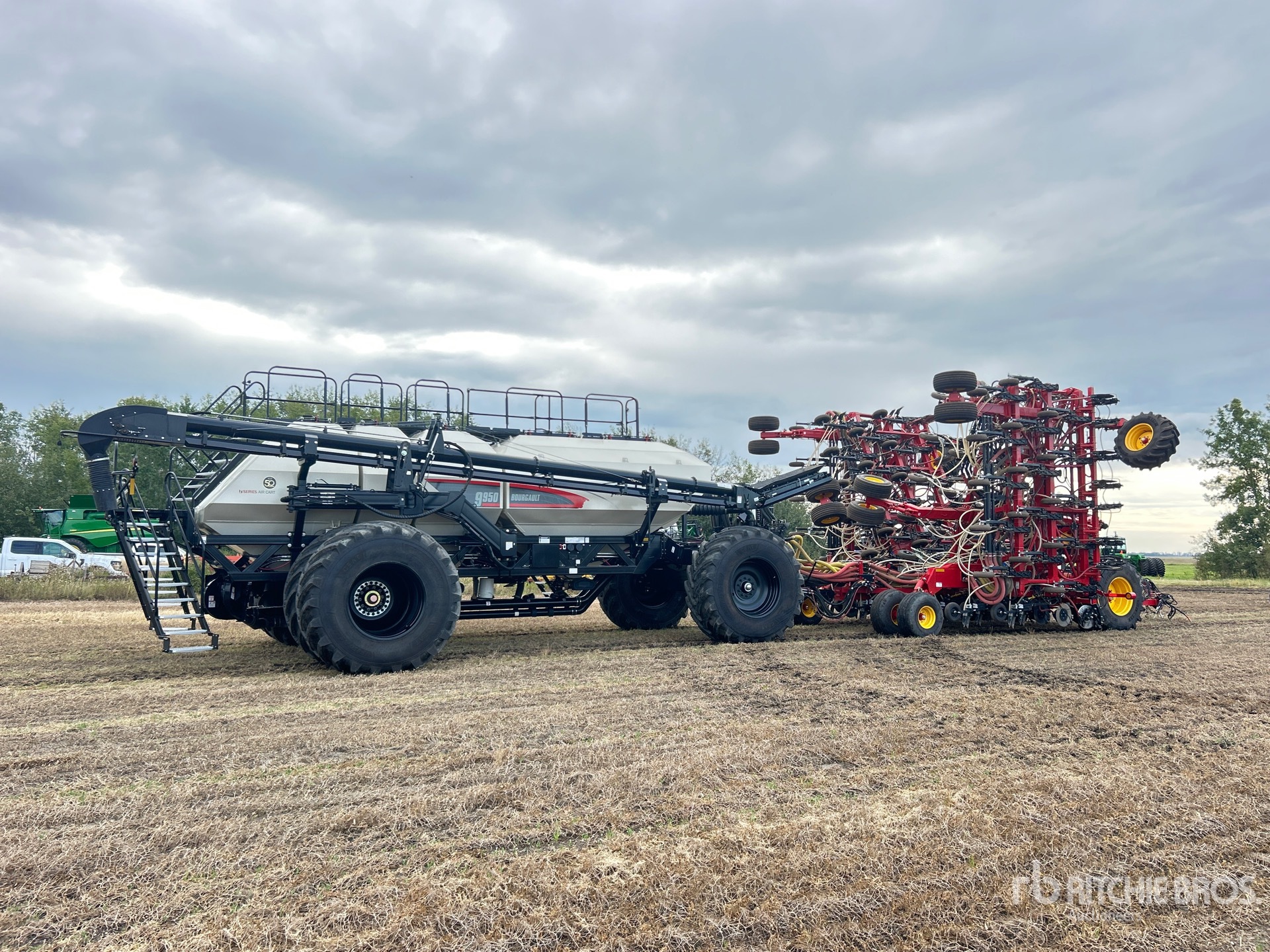 2024 Bourgault 3335-76 QDA