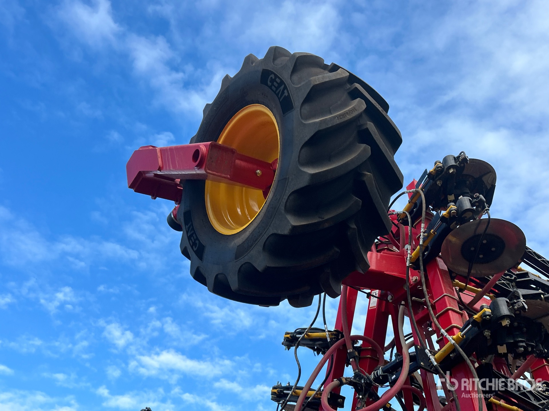 2024 Bourgault 3335-76 QDA