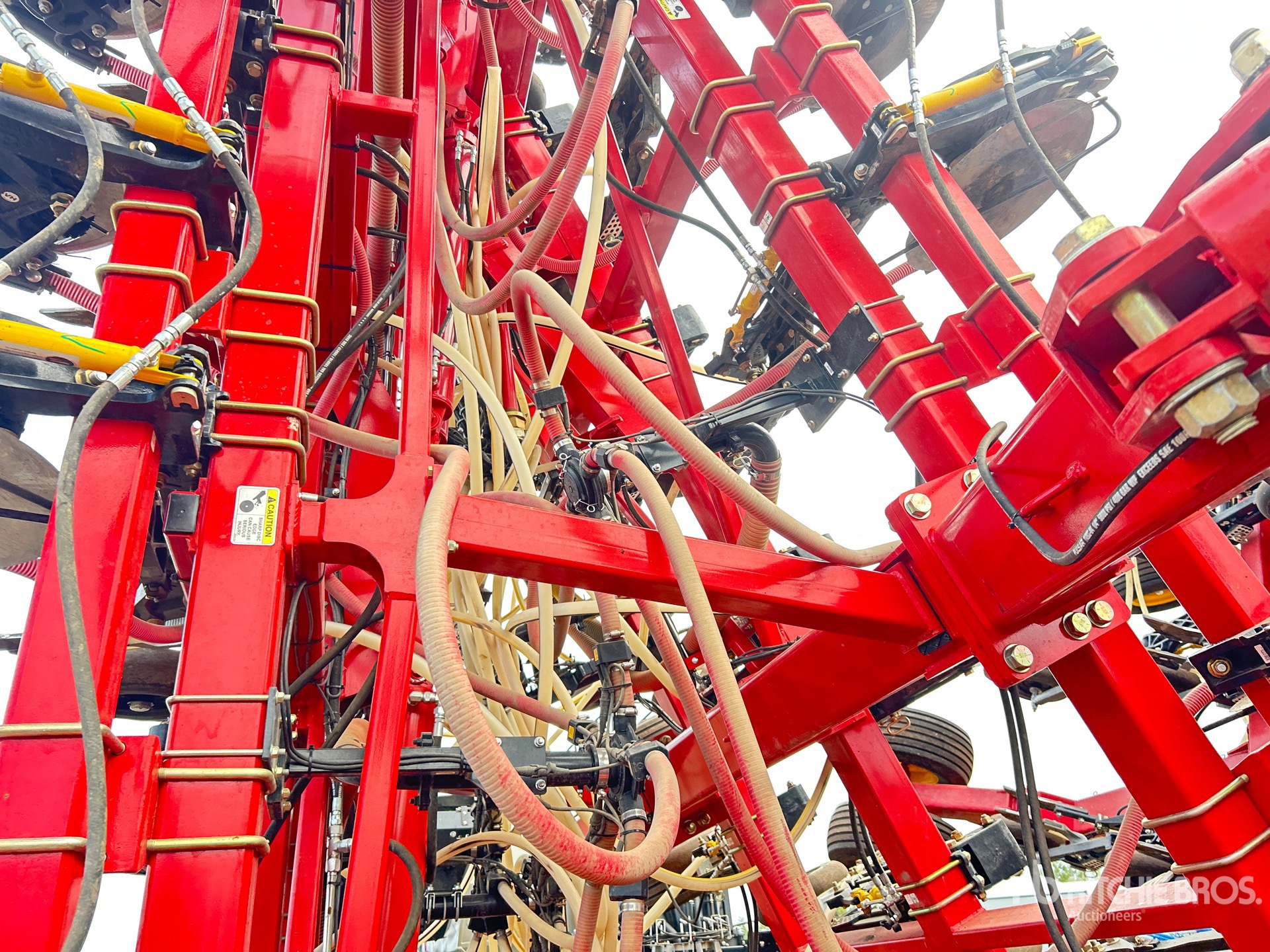 2024 Bourgault 3335-76 QDA